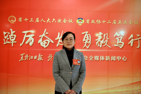 两会声音|张桂霞代表:加速城乡互联网医疗建设_基层_工作_县乡