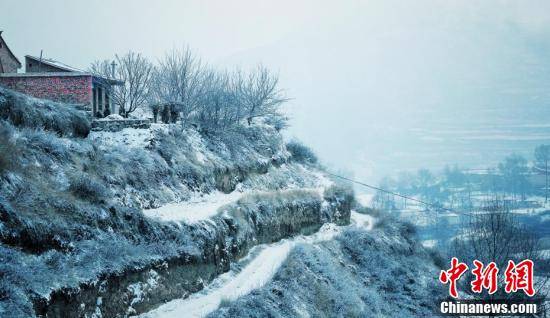 雪景|雪落甘肃榆中 “云山一体”乡村似从画中来