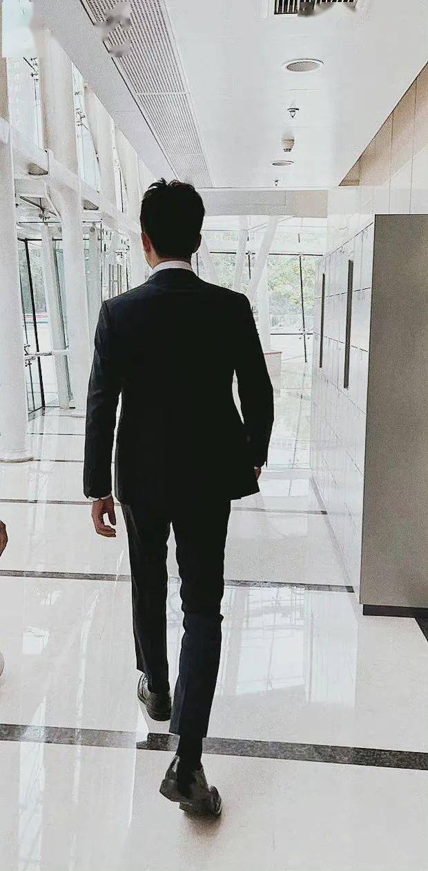 刘奕君_张警官_循环