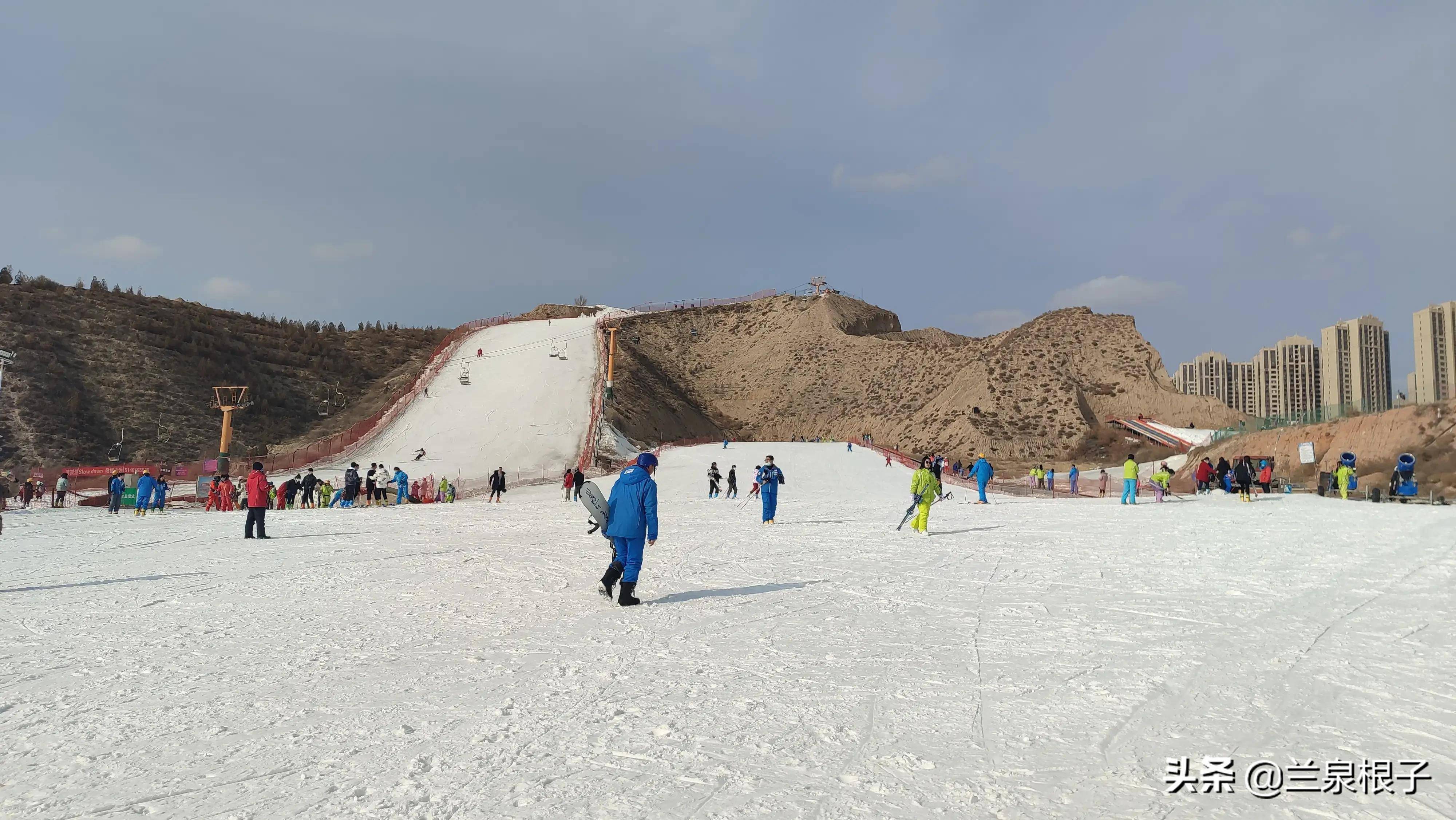 兰州安宁大青山滑雪场图片