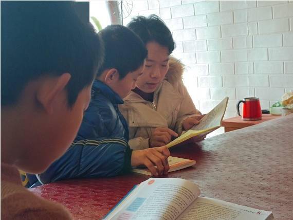 杨钦 摄丁玉才告诉记者,前几天他和学校其他负责人专门抽出两天时间