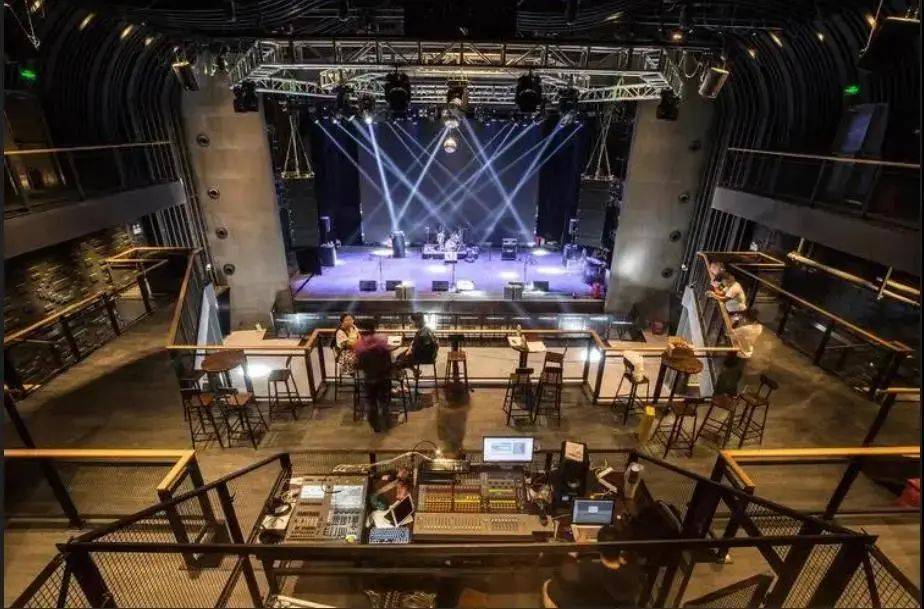 色彩跟着上海春节的颜色来一次海派城市考古