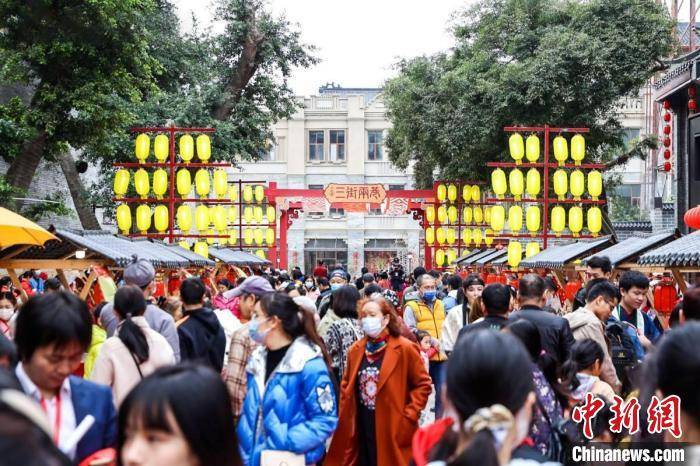 街区|广西南宁三街两巷仓西门揭幕 重现宋城国风盛景