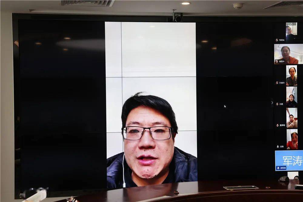 钟娟,医院感染管理科李兰兰,致公党党员,重症医学科陈显峰副主任医师