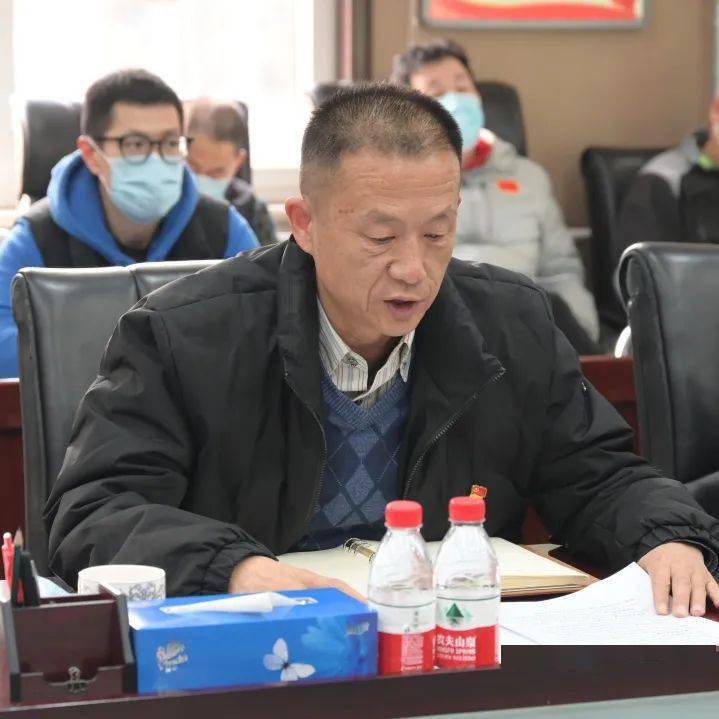 会上,综管中心主任崔永军汇报春节期间局内安全管理及疫情防控工作