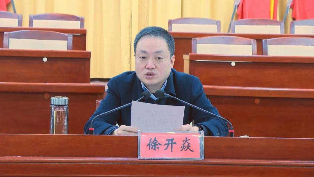 徐开焱指出,征兵工作是国家宪法和法律赋予地方各级人民政府的一项