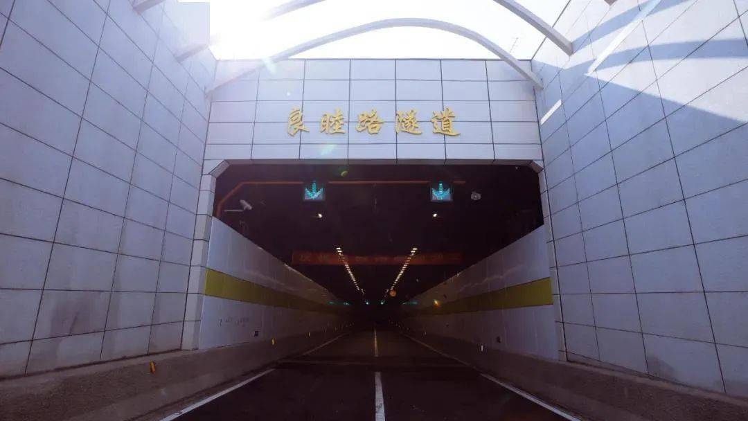 今天,良睦路,绿汀路等3条道路通车!_红桥_路桥_车道