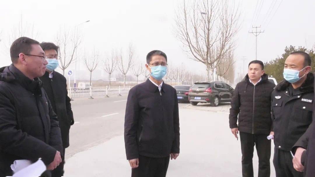 冀州区政府区长门保彬到地表水厂调研大气污染防治工作