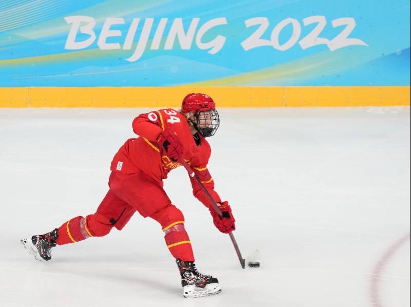 中国女冰首秀不敌劲旅捷克，广东球员米勒打入唯一进球