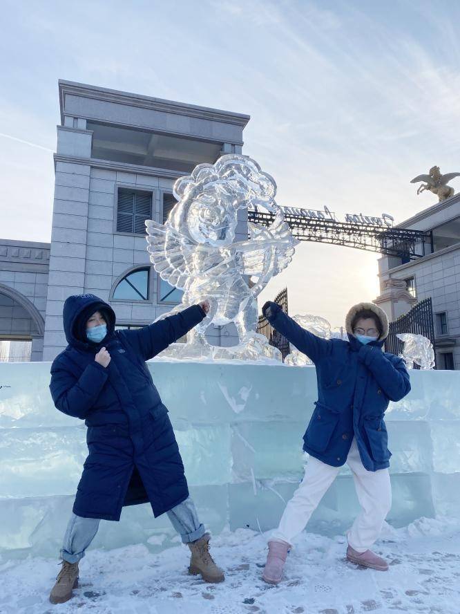 哈尔滨|冰雪造万物，流光溢彩看冰雕 在哈尔滨世界欢乐城