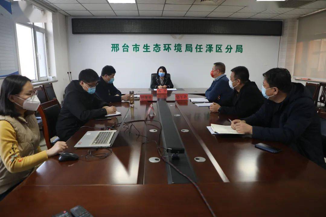 杨蕾赵现科调研疫情防控大气污染治理等工作并向一线工