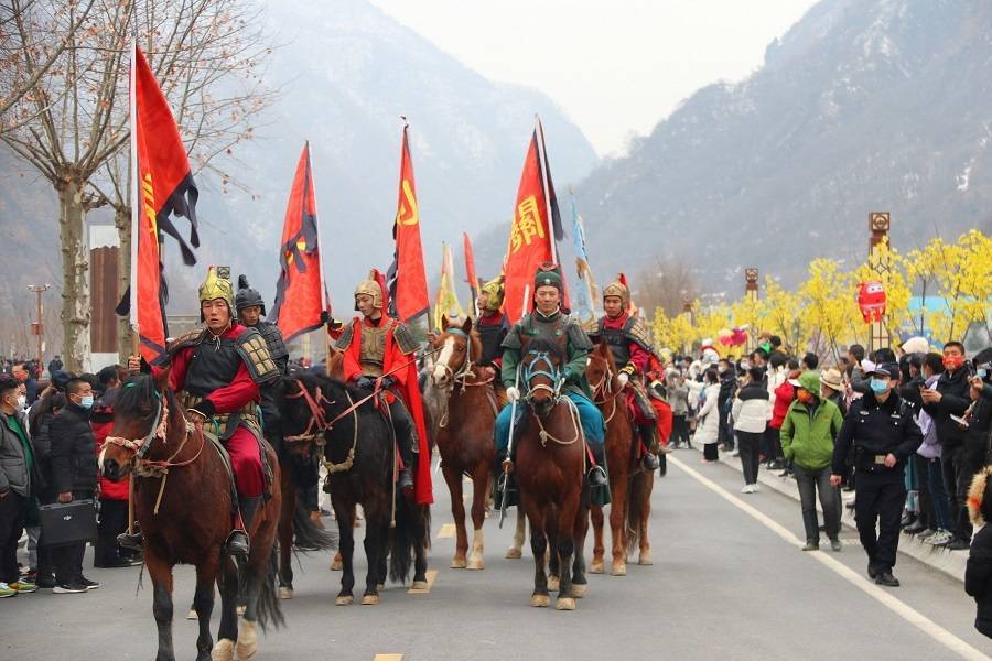 西山|三秦大地年味浓|看宝鸡西山社火 红红火火过大年（组图）