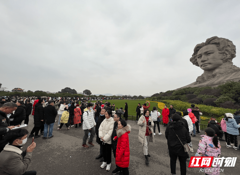 景区|冰雪游“浓了”年味 春节假期湖南监测单位接待游客580.45万人次