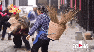 f0389c5d7a42449bbbd46dcd81756eda.gif
