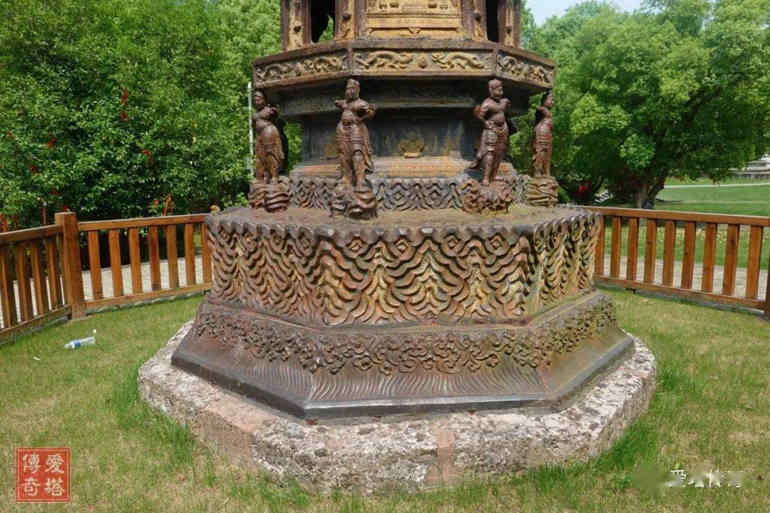 湖北当阳玉泉寺铁塔