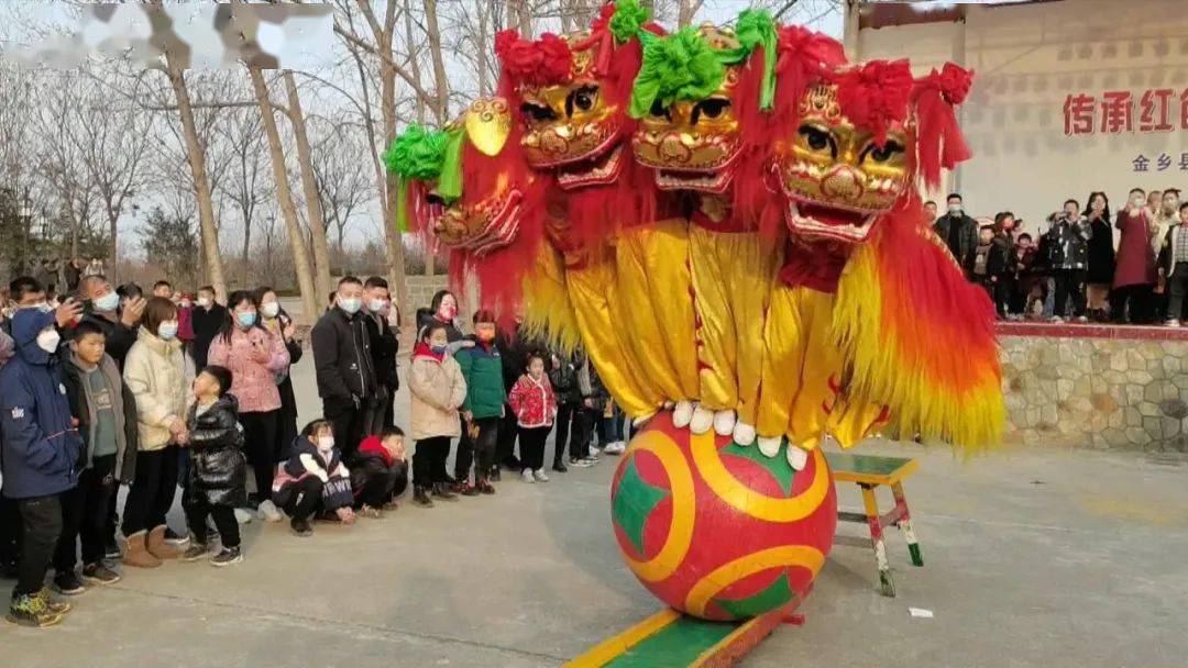 金乡羊山景区花灯图片