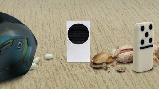 Xbox|XBOX官方互动整活 比原子还小的Xbox Series S