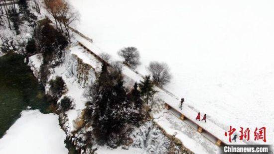 兰州|甘肃春节丝路冰雪游火热:悬臂长城滑雪场跻身热门景区
