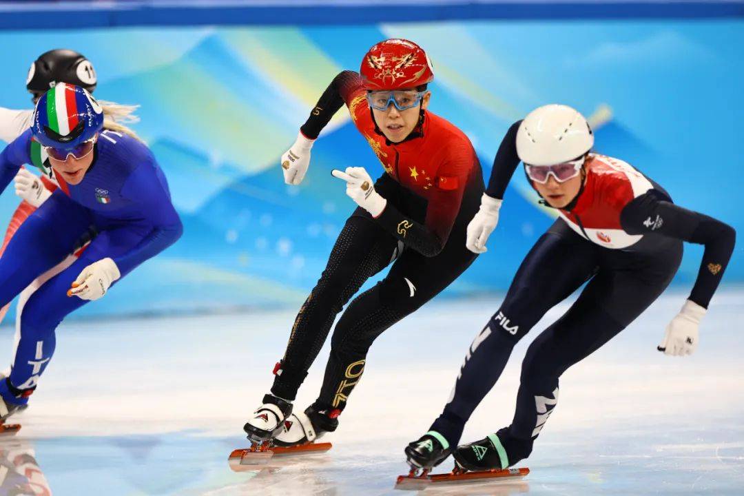 张雨婷|短道速滑女子3000米接力，中国队晋级决赛