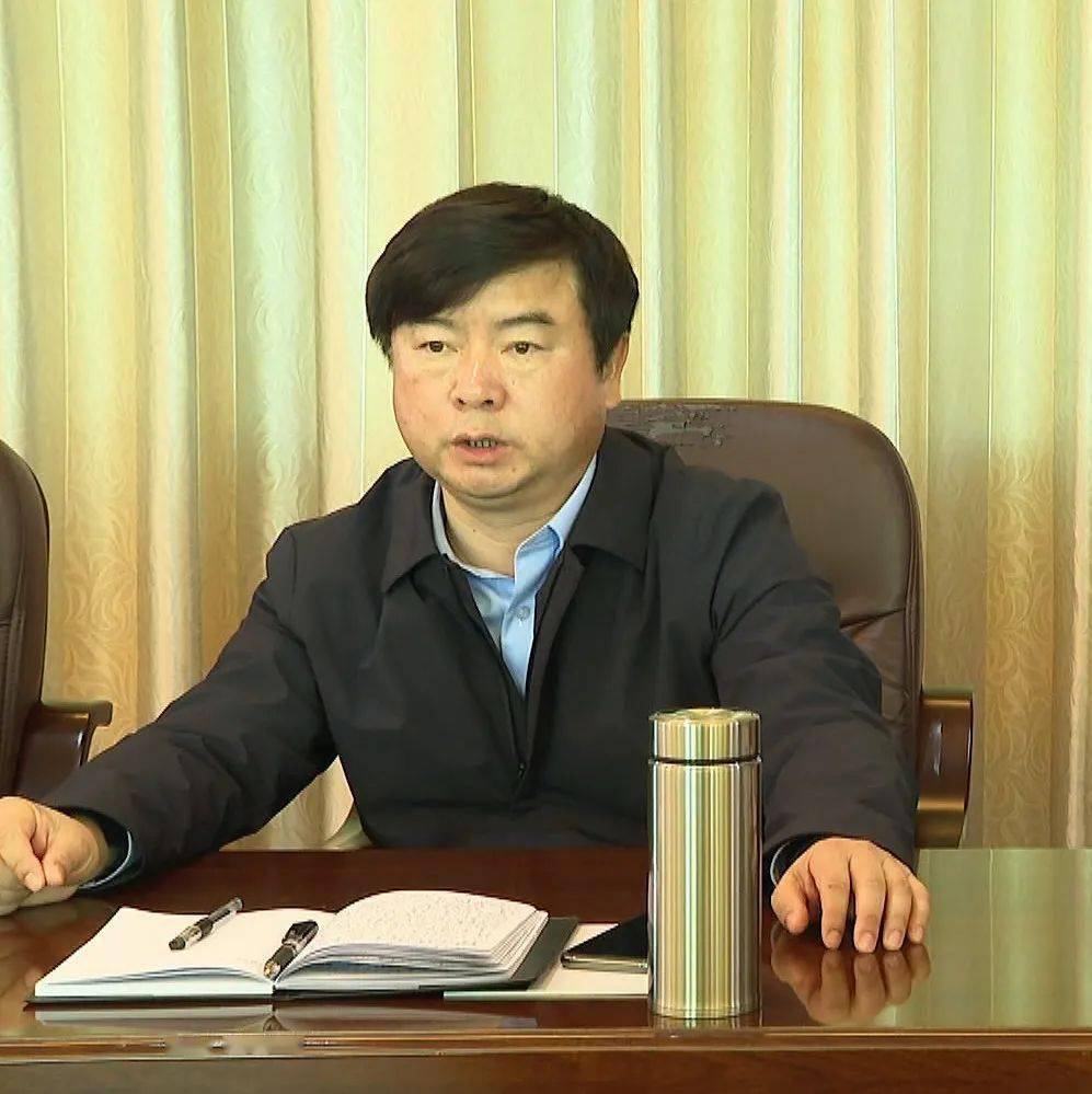 副州长李国民率队就异龙湖保护治理工作推进情况进行调研