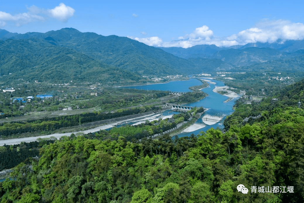 景区|2月12日，青-都熊猫谷年卡首发，都江堰带你实现“冰墩墩”自由！