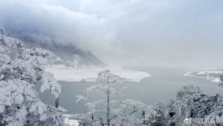 凉山|静谧如画！凉山雪景如绝美水墨画