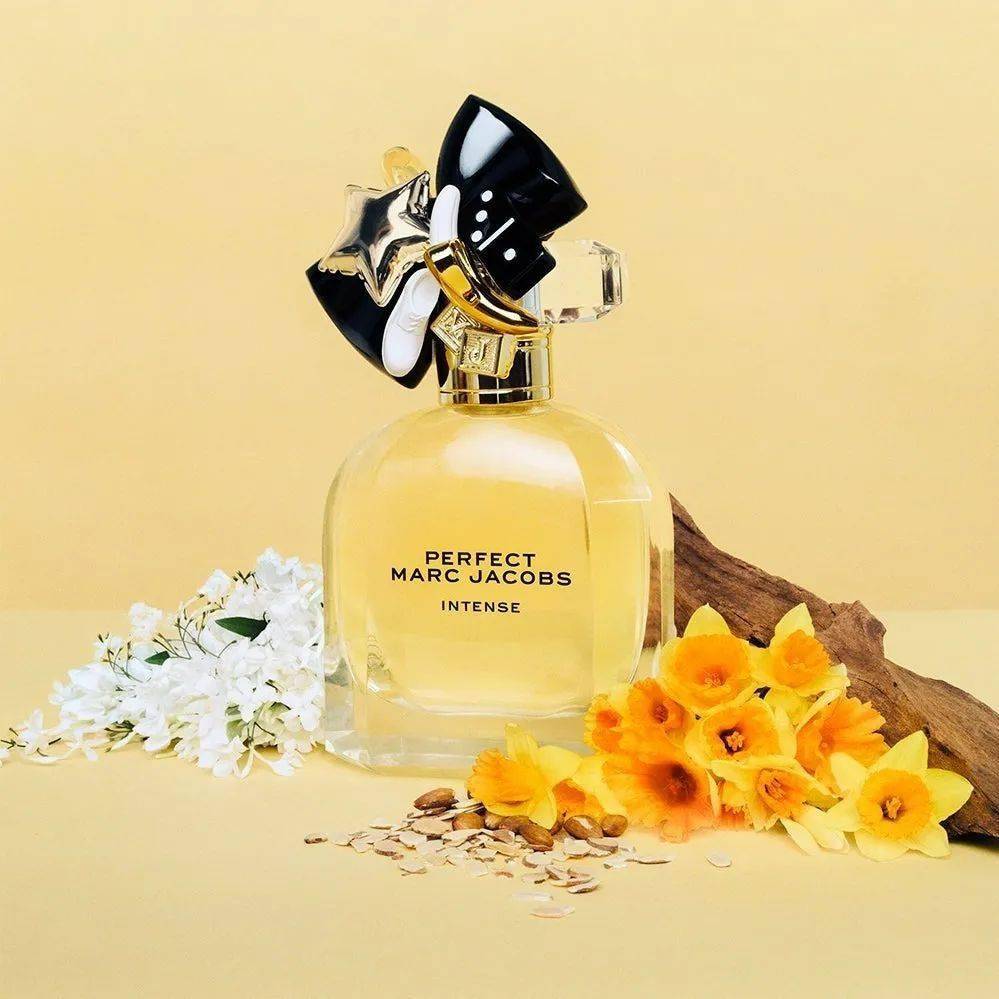 marc jacobs的新香水"marc jacobs perfect intense edp"于2022年2月