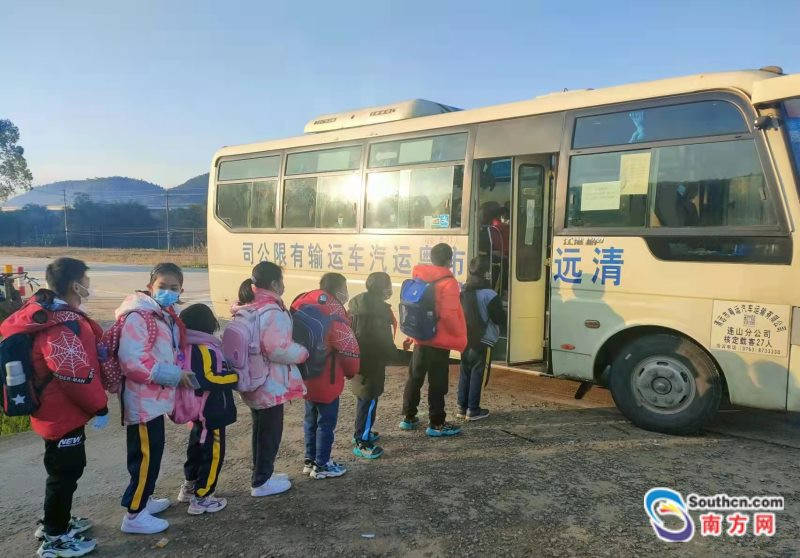 清远粤运连山分公司组织管理人员到连山壮族瑶族自治县太保镇,永和镇