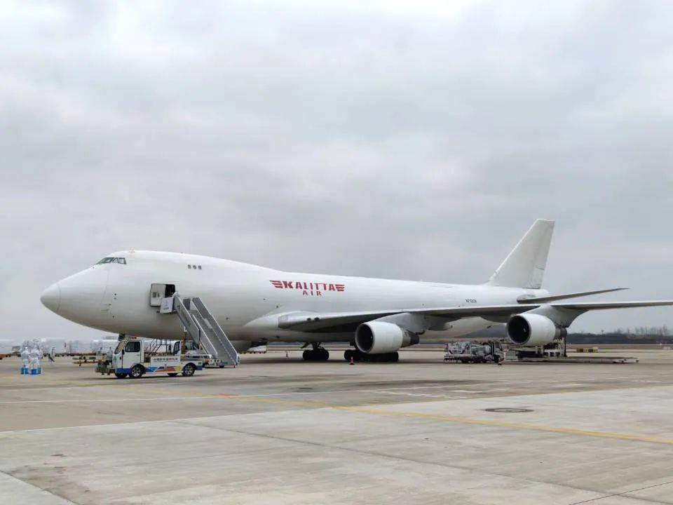 130班13万吨这只大白鹅一年往返中美130趟