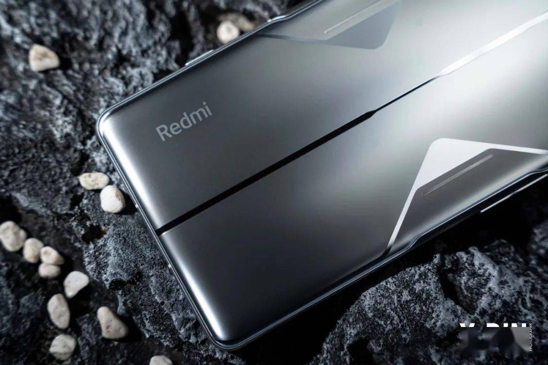 3299元的红米K50电竞版，又要焊死旗舰机的大门了？