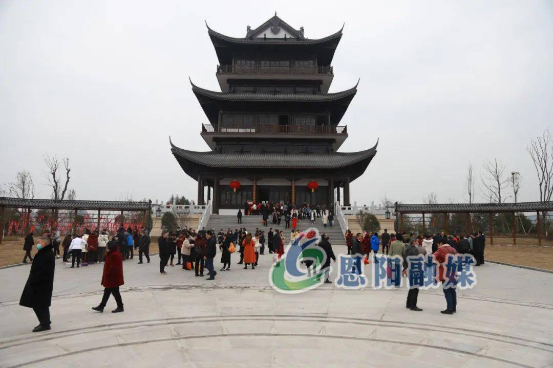 现在恩阳的登科公园,大梁山城市公园都建设好了,各种配套设施非常齐全