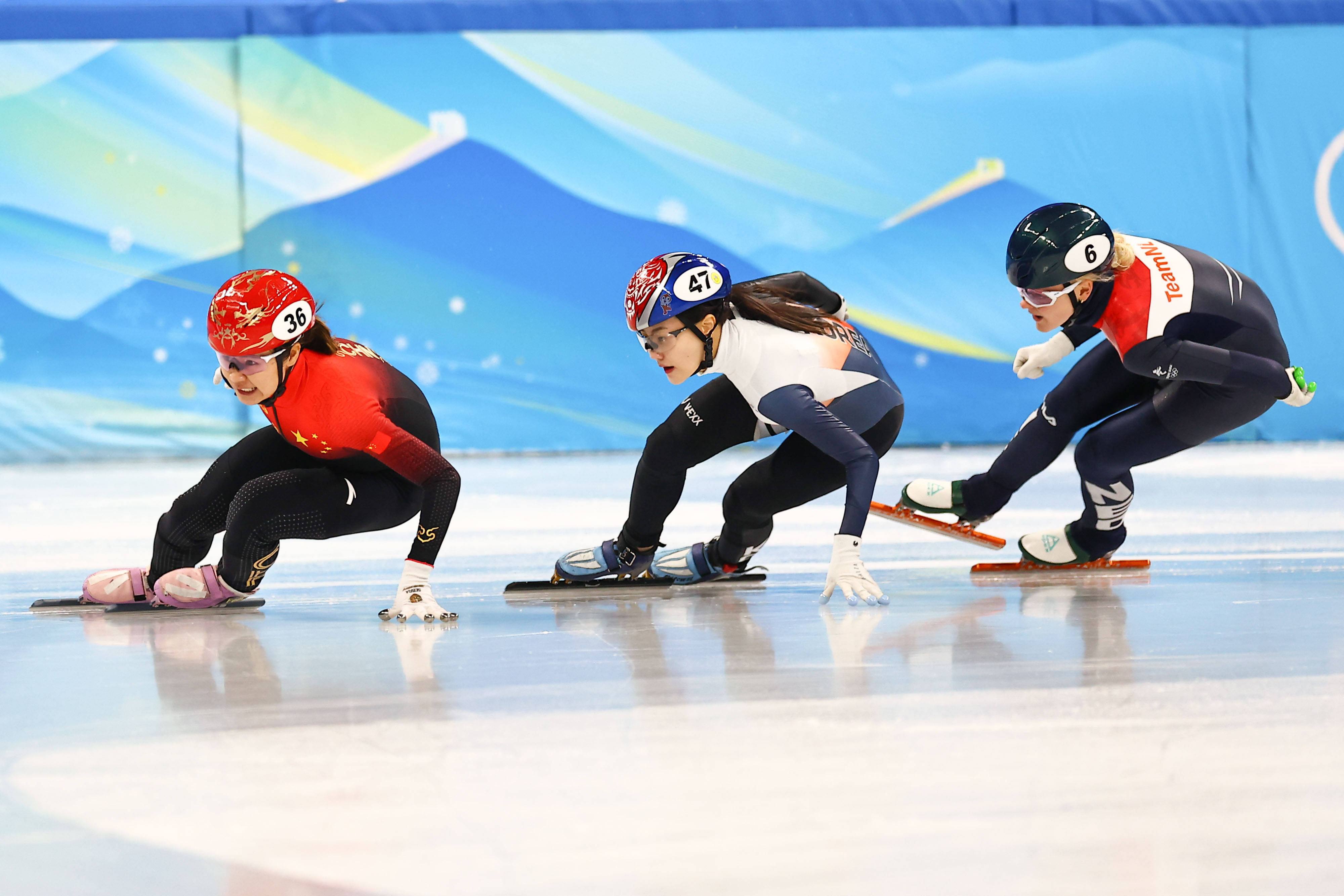 体力不支|短道速滑女子1500米决赛，韩雨桐拿下第七名