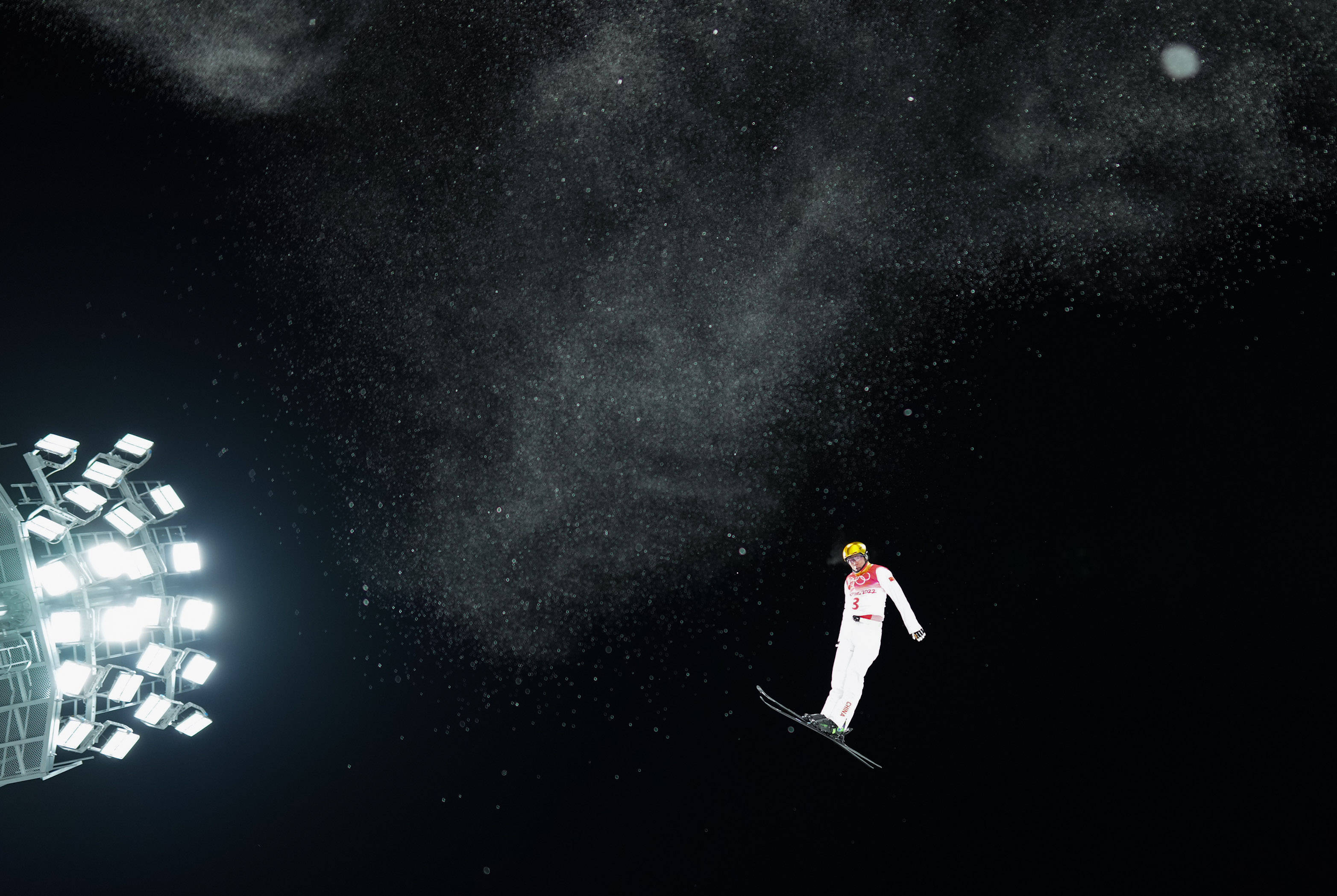 自由式滑雪——男子空中技巧决赛赛况_朱易无缘自由滑 结束全部比赛