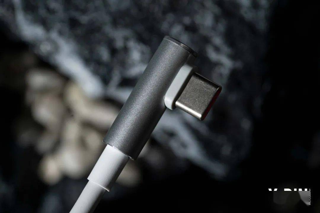 3299元的红米K50电竞版，又要焊死旗舰机的大门了？