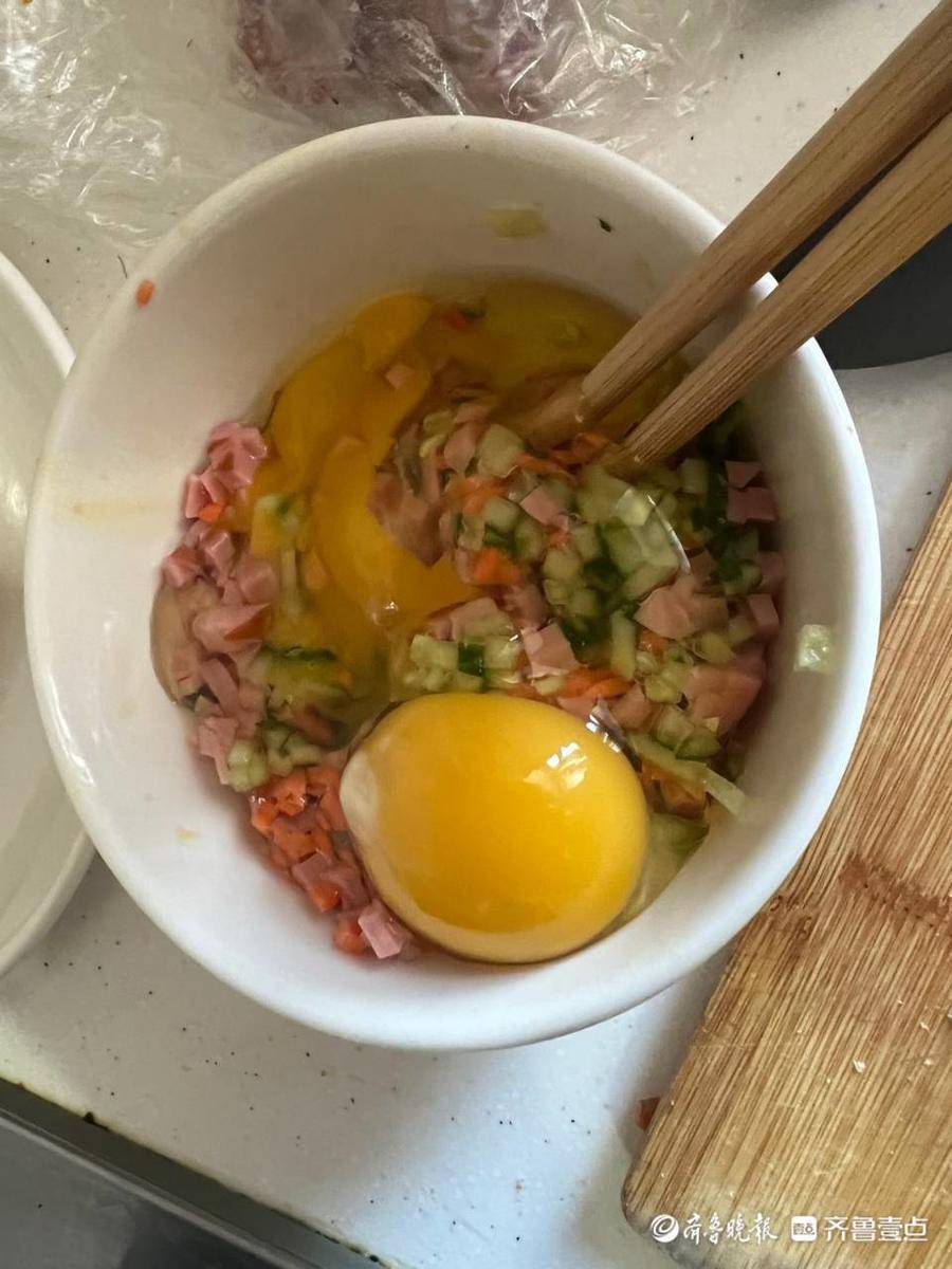 康乃馨|壹粉食堂|这道早餐营养又简单！快试试吧，开启元气满满的一天