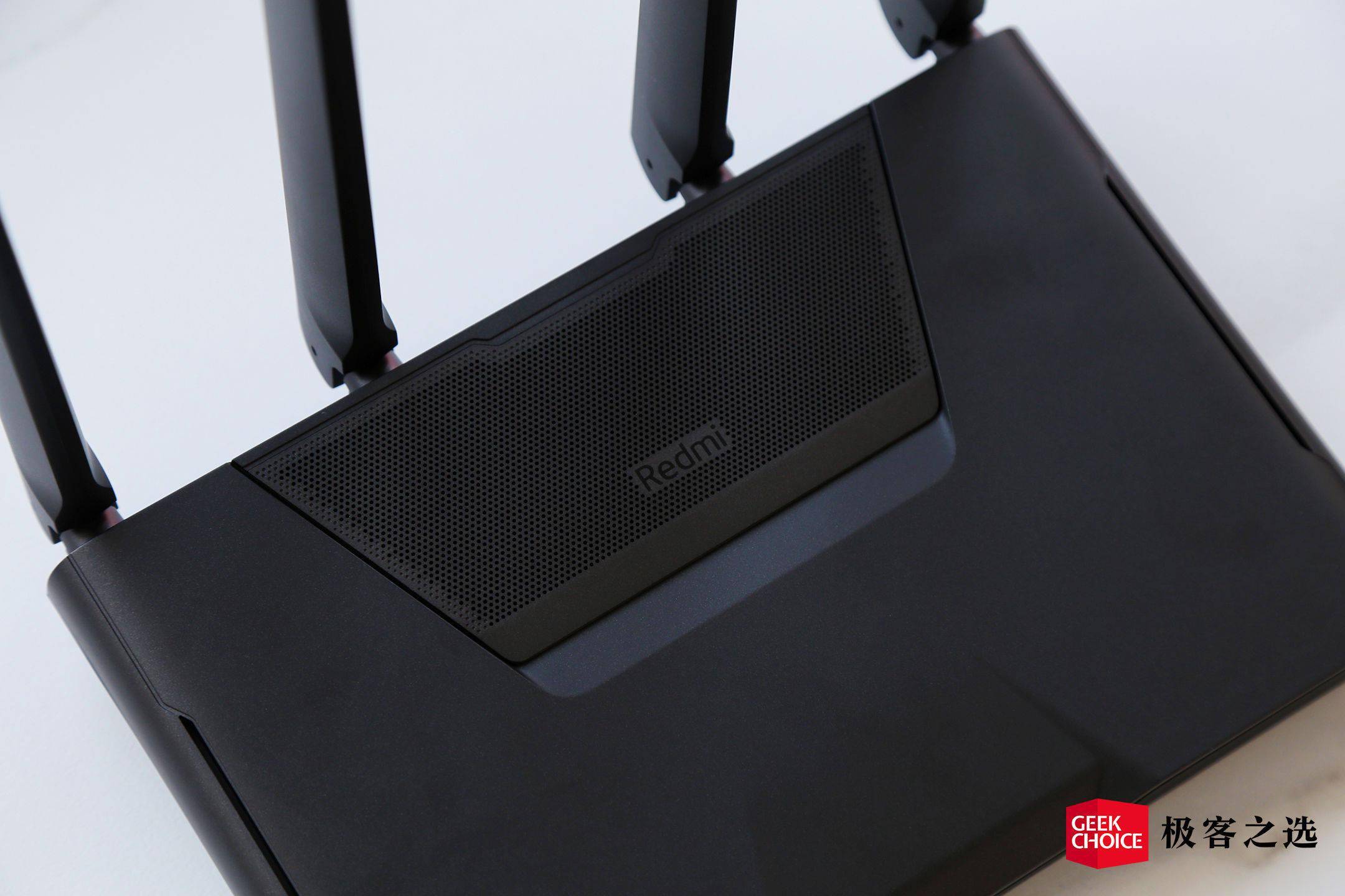路由器|Redmi 电竞路由器 AX5400 开箱：Redmi 首款高端路由器，还有独立电竞网口