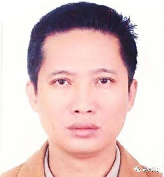 拉拢三任公安局长当伞30年来敛财25亿海南黑老大黄鸿发