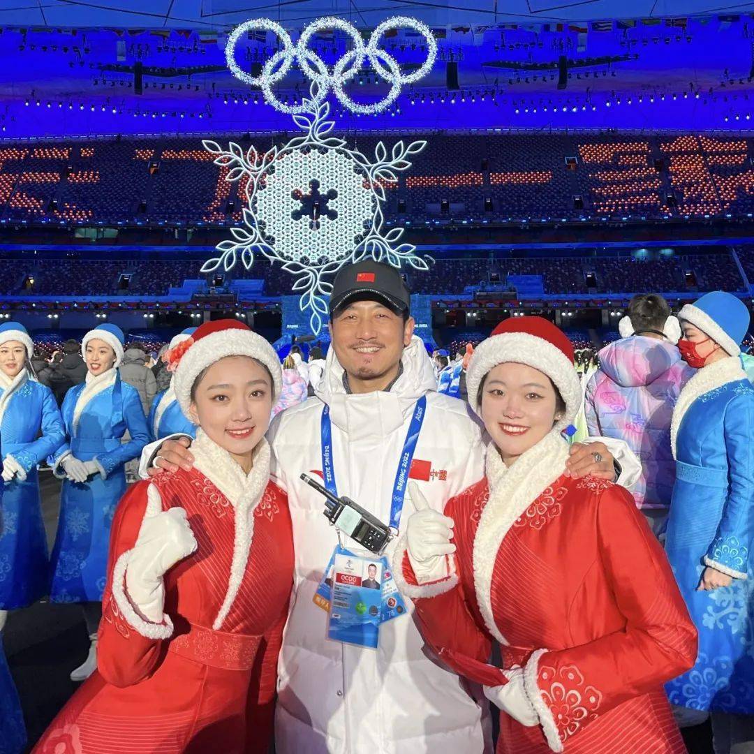 冬奥有我北服5名学生担任北京2022年冬奥会闭幕式礼仪