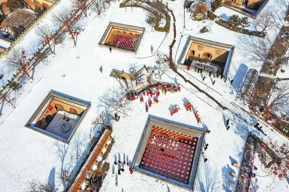 梅雪|河南三门峡：雪中地坑院 美如水墨画