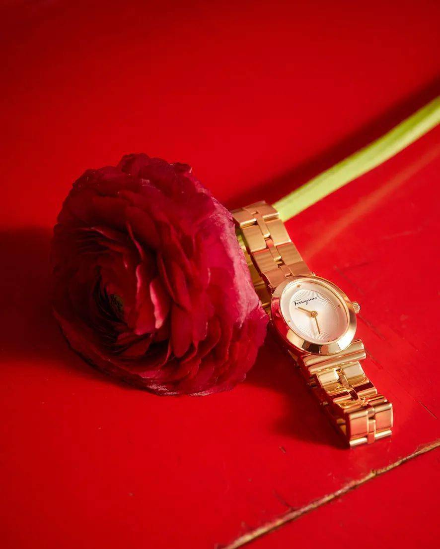 Kanye 的 Stem Player 播放器，首日销量突破 220 万美元