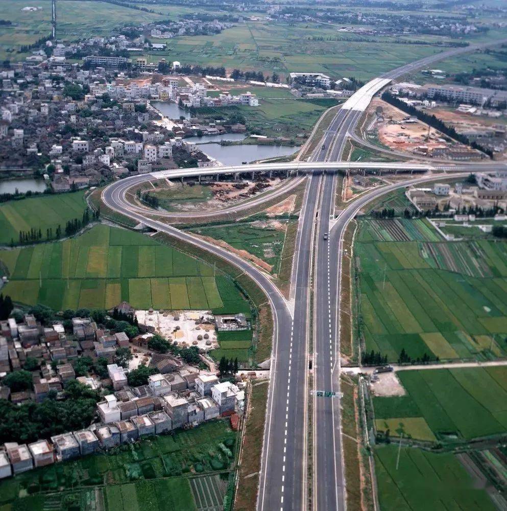 广佛高速3月3日零时起停止收费_高速公路_公司_车辆