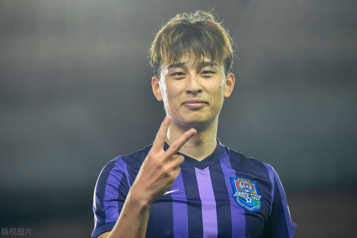 巴顿重返国足津门虎再出国脚内外援引进早有目标