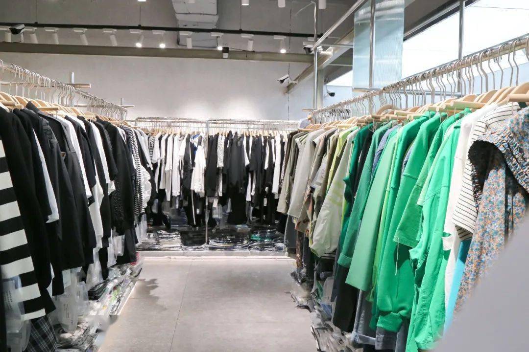 刚入行做服装批发该怎么做?