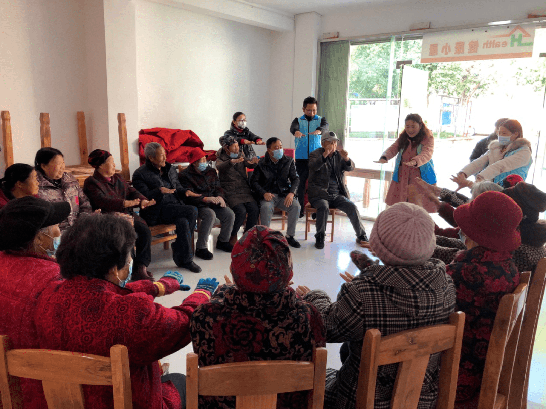 祥和社区开展"一心为老"跨龄趣味互动主题活动_游戏_老人_老年