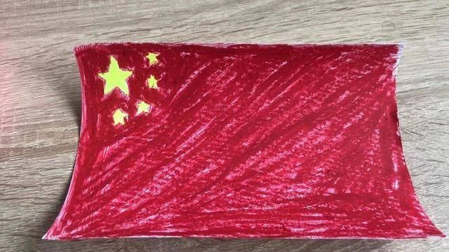 在乌华人决定画面国旗即使用血也要画完你永远可以相信中国红