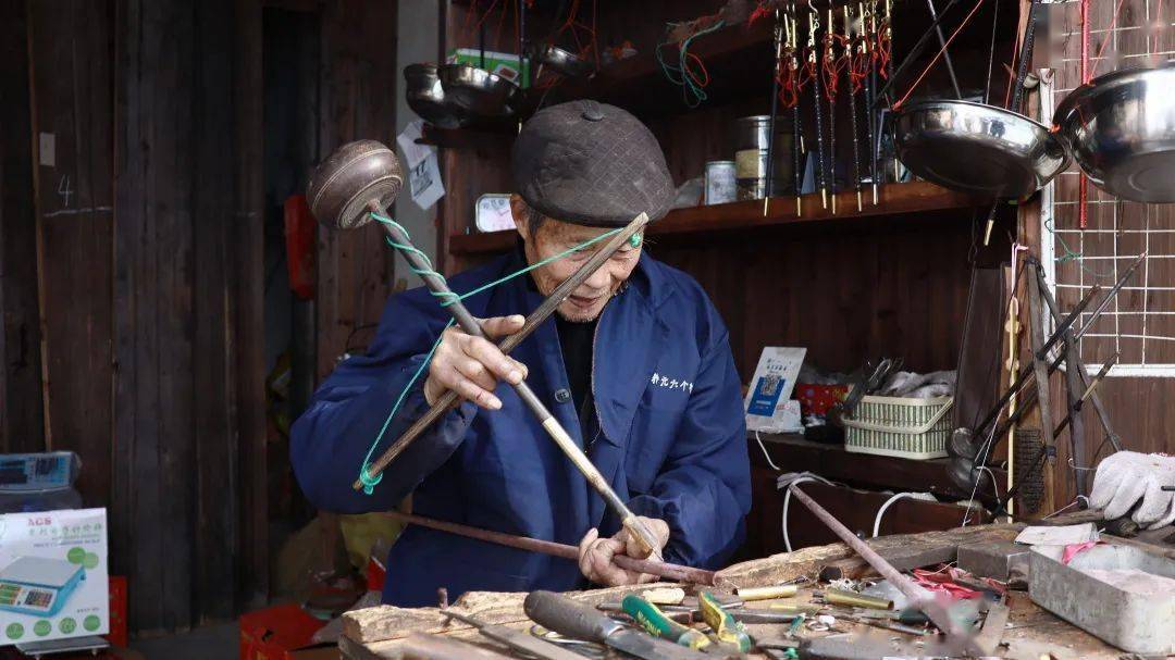 【匠心系列·非遗传承】"秤"心如意_杆秤_秤杆_手艺