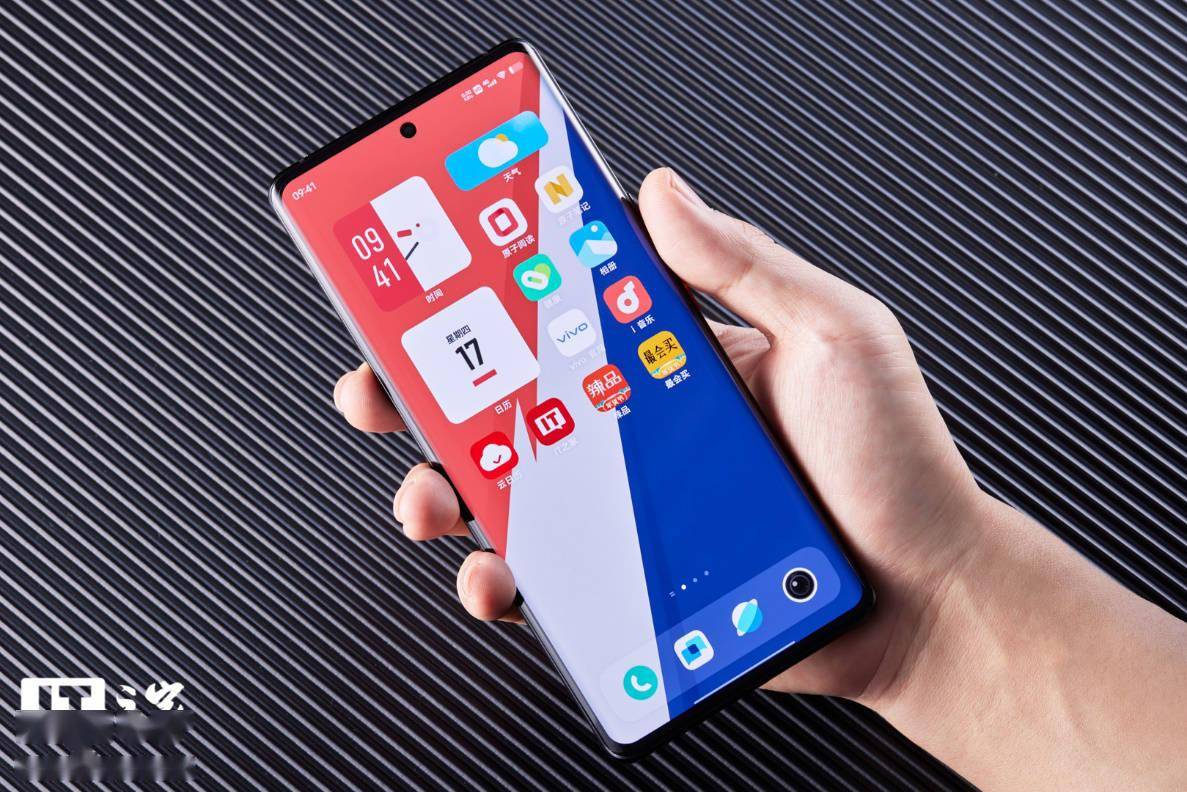 版图|【IT之家开箱】iQOO 9 Pro 赛道版图赏：芳纶纤维材质 3D 后盖
