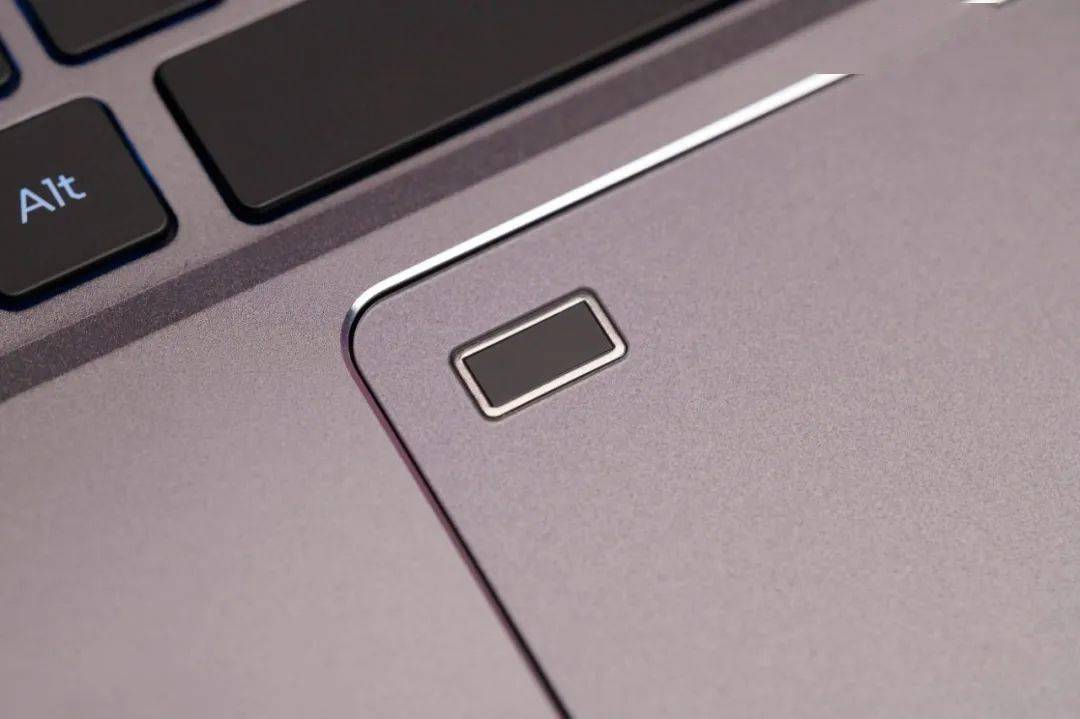 新一代顶尖游戏本有着怎样的体验？