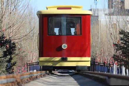 接力|京张铁路冬奥火炬接力线路观光列车开通