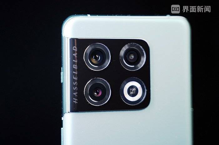 一加10 Pro上手体验：打游戏最好的性能旗舰？